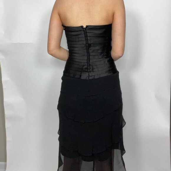 Vintage Tadashi Shoji black tiered cocktail dress - size US 4 - Picture 3 of 5